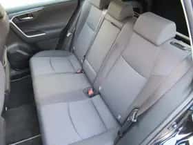 Toyota RAV4 thumbnail 4
