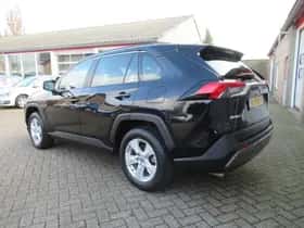 Toyota RAV4 thumbnail 9