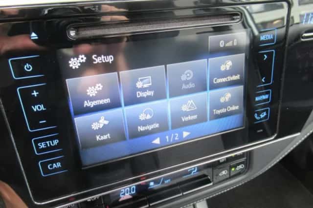 Toyota Auris (2018) thumbnail 11