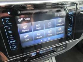 Toyota Auris (2018) thumbnail 11