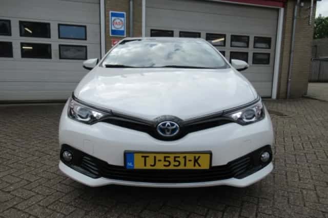 Toyota Auris (2018) thumbnail 15