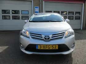 Toyota Avensis thumbnail 12