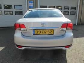 Toyota Avensis thumbnail 18