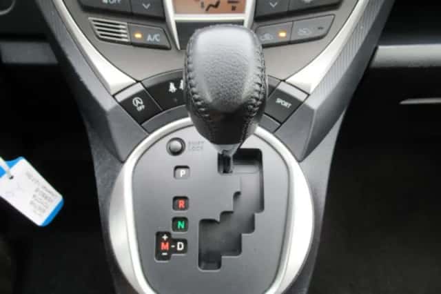 Toyota Verso-S (2011) thumbnail 14
