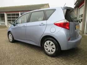 Toyota Verso-S thumbnail 15