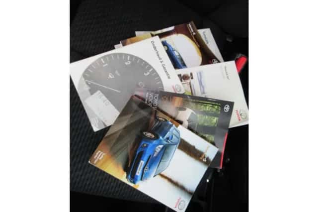 Toyota Verso-S (2011) thumbnail 21