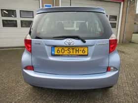 Toyota Verso-S thumbnail 22