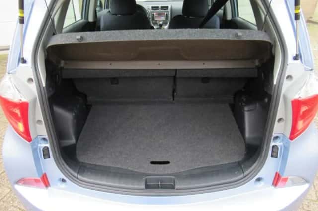 Toyota Verso-S (2011) thumbnail 23