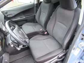 Toyota Verso-S thumbnail 5