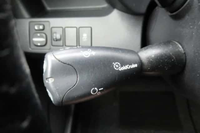 Toyota Verso-S (2011) thumbnail 8