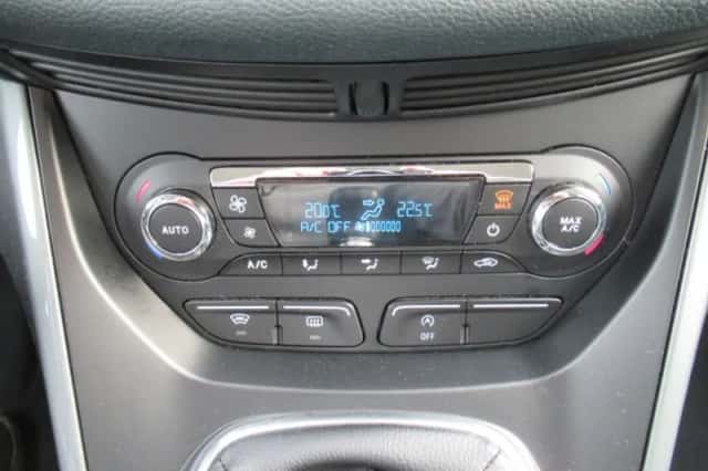 Ford C-Max (2013) thumbnail 11