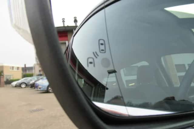 Ford C-Max (2013) thumbnail 13