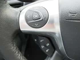 Ford C-Max (2013) thumbnail 9