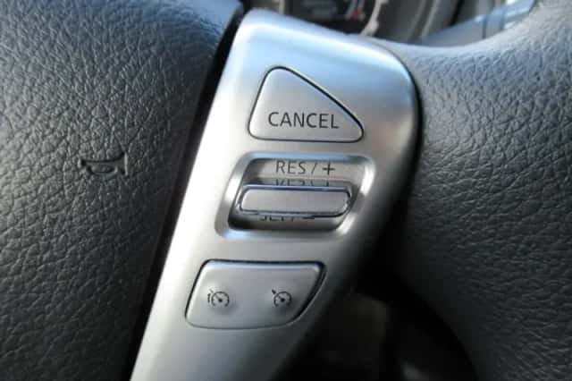 Nissan Note (2014) thumbnail 12