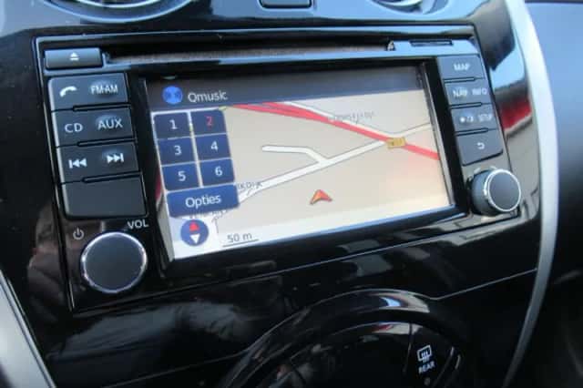 Nissan Note (2014) thumbnail 8