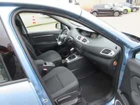 Renault Scénic (2009) thumbnail 5