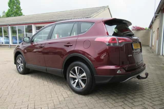 Toyota RAV4 (2016) thumbnail 14