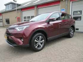 Toyota RAV4 (2016) thumbnail 16