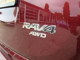 Toyota RAV4 (2016) thumbnail 23