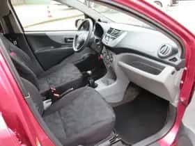 Suzuki Alto (2009) thumbnail 5