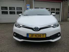 Toyota Auris (2015) thumbnail 19