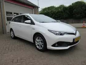 Toyota Auris (2015) thumbnail 20