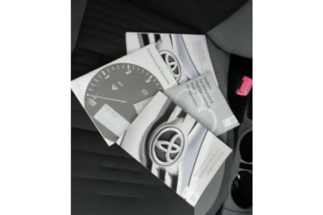 Toyota Auris (2015) thumbnail 24