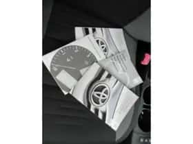 Toyota Auris (2015) thumbnail 24