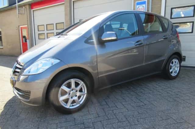 Mercedes-Benz A-Klasse (2012) thumbnail 12