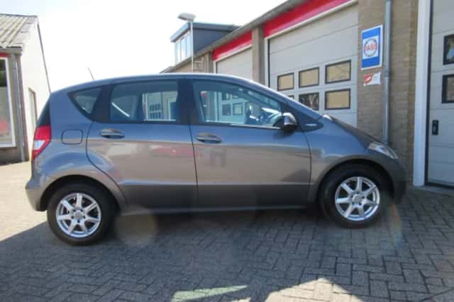 Mercedes-Benz A-Klasse (2012) thumbnail 16