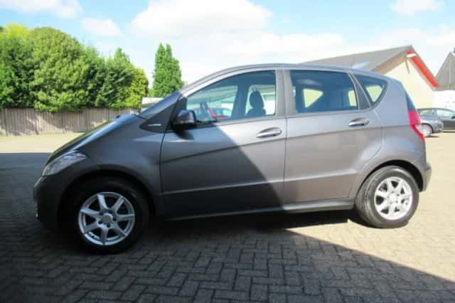 Mercedes-Benz A-Klasse (2012) thumbnail 19