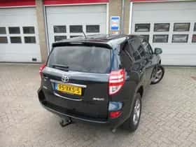 Toyota RAV4 (2012) thumbnail 2
