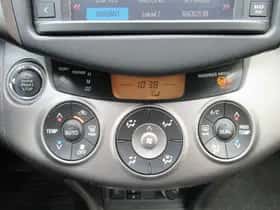 Toyota RAV4 (2012) thumbnail 13