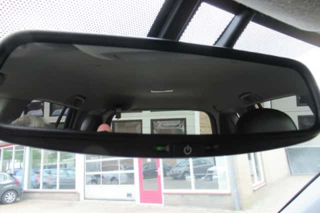 Toyota RAV4 (2012) thumbnail 16