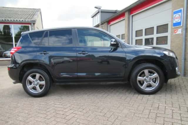 Toyota RAV4 (2012) thumbnail 25