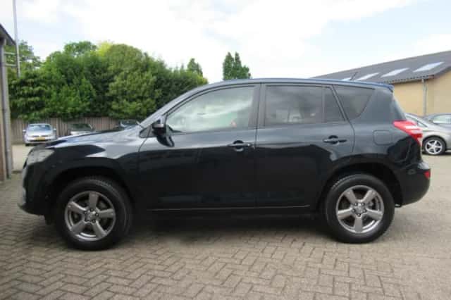Toyota RAV4 (2012) thumbnail 26