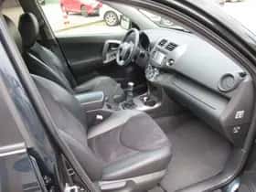 Toyota RAV4 (2012) thumbnail 6