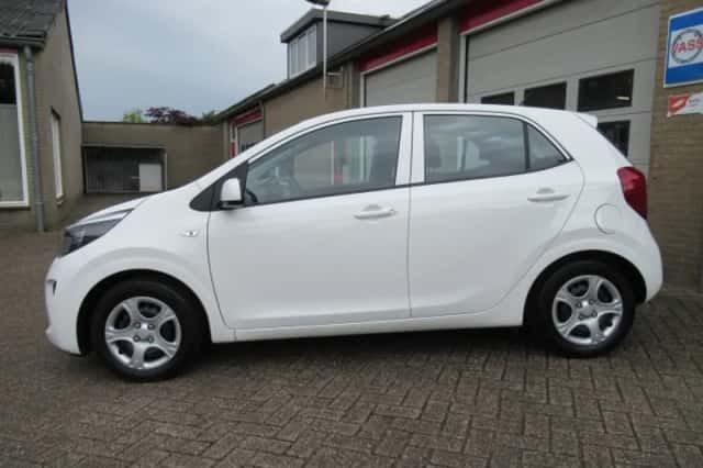 Kia Picanto (2018) thumbnail 15