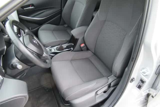 Toyota Corolla (2019) thumbnail 6