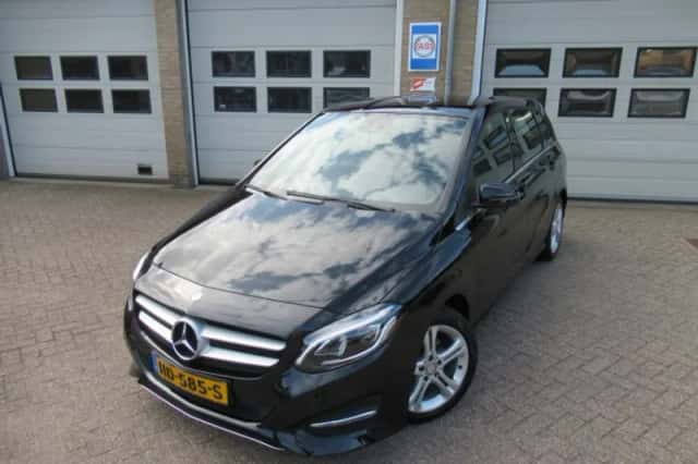 Mercedes-Benz B-Klasse (2015) thumbnail 1