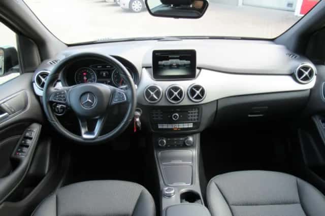 Mercedes-Benz B-Klasse (2015) thumbnail 4