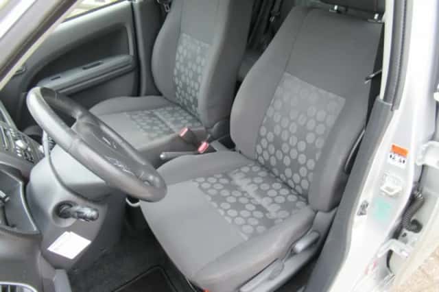 Suzuki Splash (2008) thumbnail 6