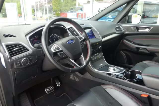 Ford S-Max (2023) thumbnail 3