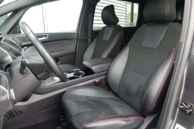 Ford S-Max (2023) thumbnail 4