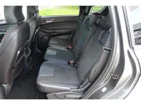 Ford S-Max (2023) thumbnail 4
