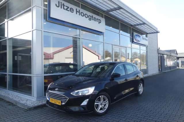Ford Focus (2018) thumbnail 1