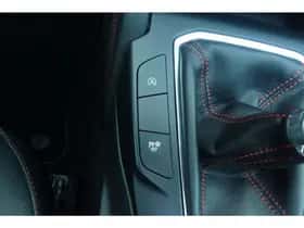 Ford Kuga (2021) thumbnail 39