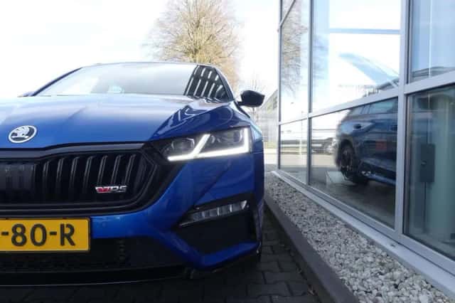 Škoda Octavia (2021) thumbnail 3