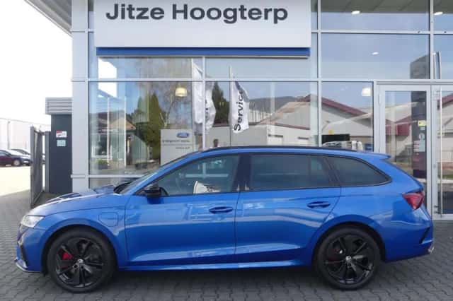 Škoda Octavia (2021) thumbnail 6