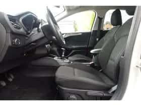 Ford Focus (2021) thumbnail 15